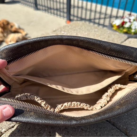 Louis Vuitton Trousse 23 - Picture 8 of 9